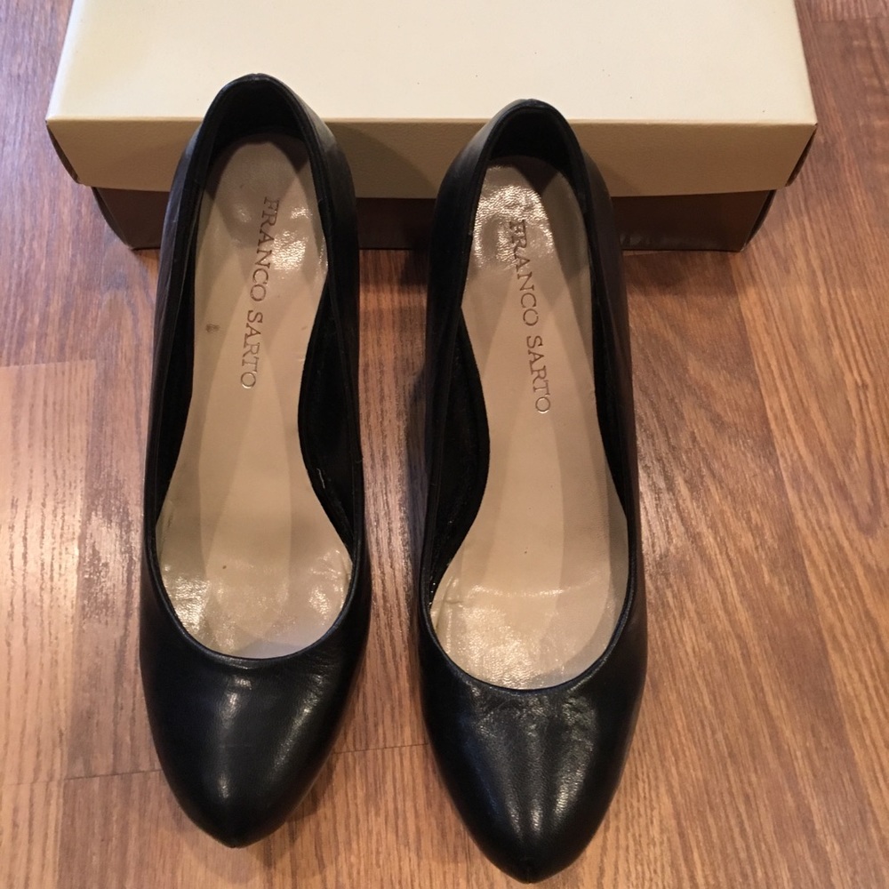 Franco Sarto black pumps size 9